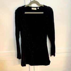 Anthropologie Deletta deep v neck three quarter sleeve black size small